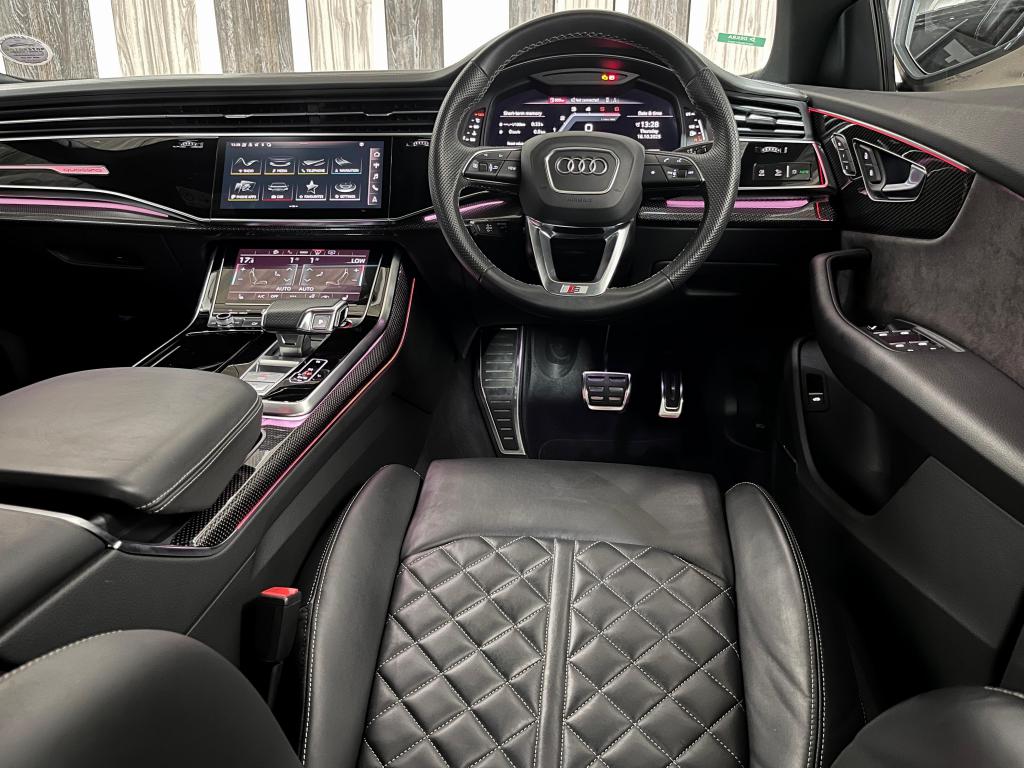 Audi SQ8