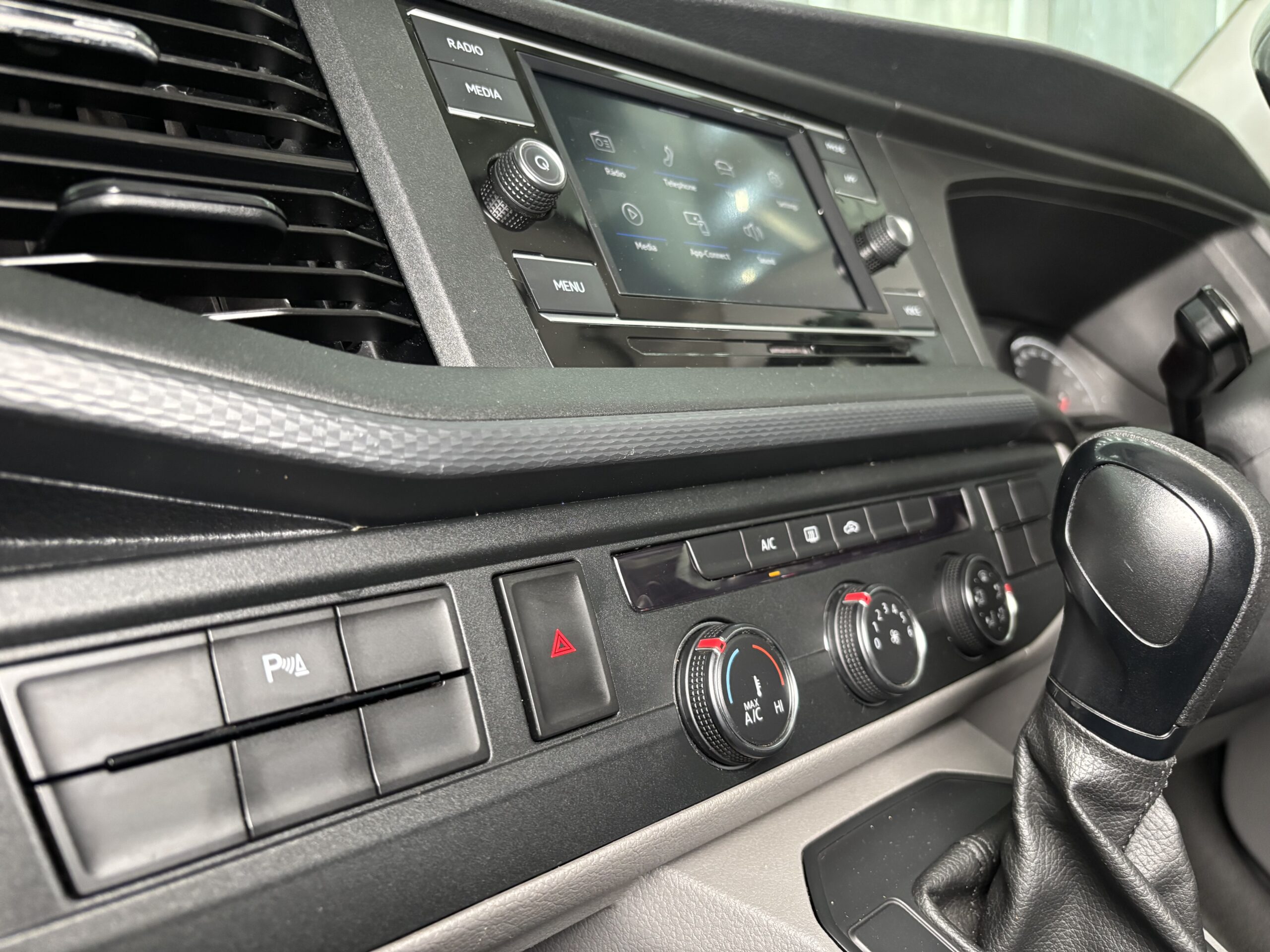 Volkswagen Kombi 2.0 TDI Auto (103kW) Trendline