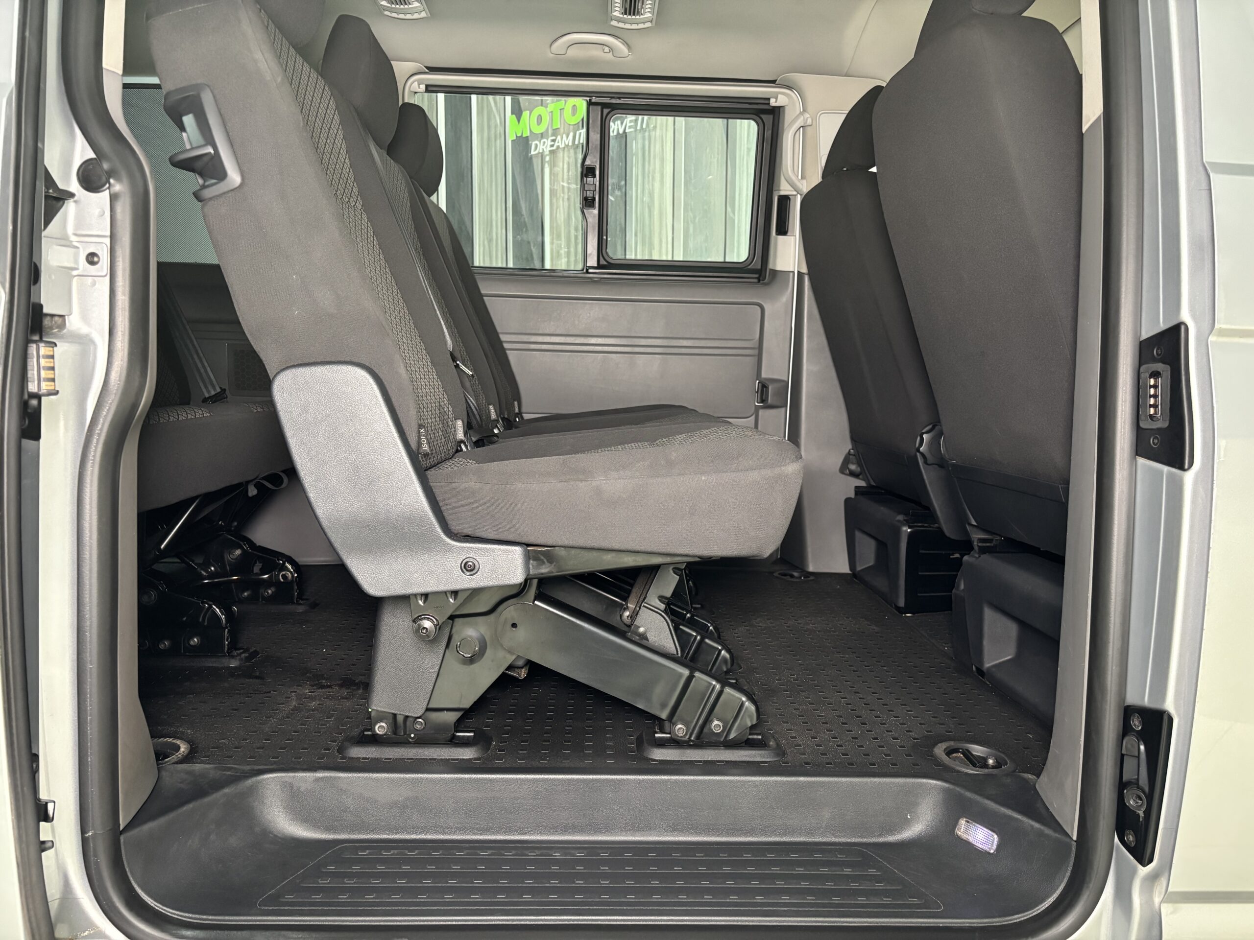 Volkswagen Kombi 2.0 TDI Auto (103kW) Trendline