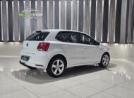 Volkswagen Polo Vivo 1.6 Highline 5Dr