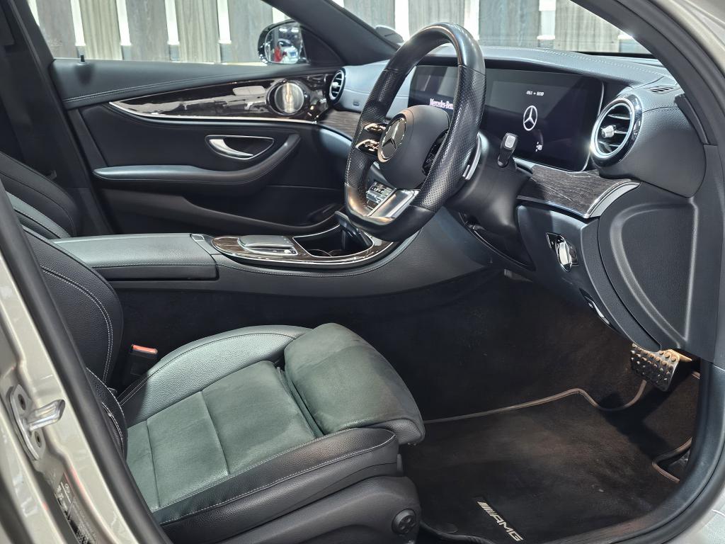 Mercedes Benz E220D Amg Line