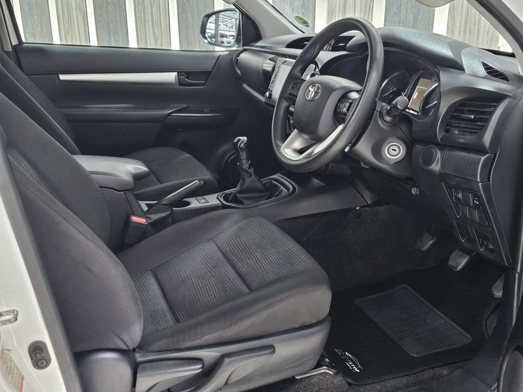 Toyota Hilux 2.4 GD 6 Raider P/U S/C