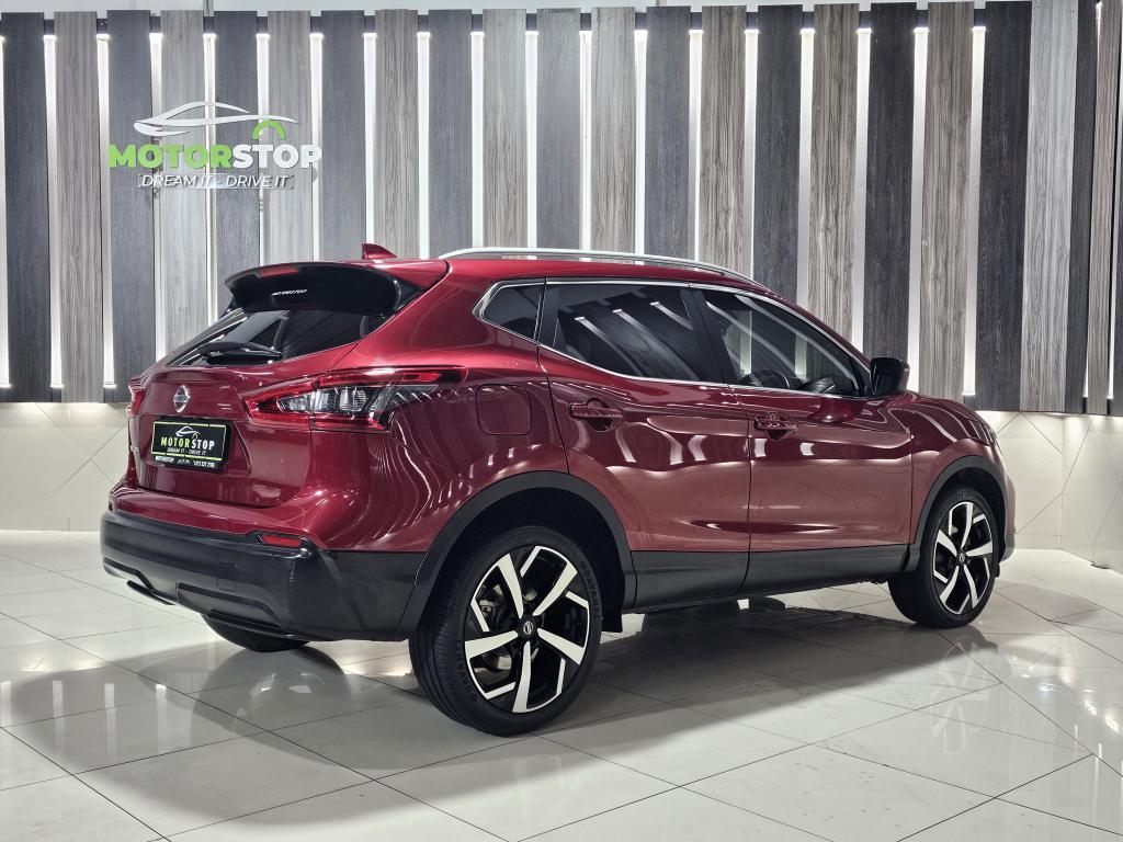 Nissan Qasqai 1.2T Tekna CVT