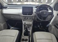 Renault Triber 1.0 Techno